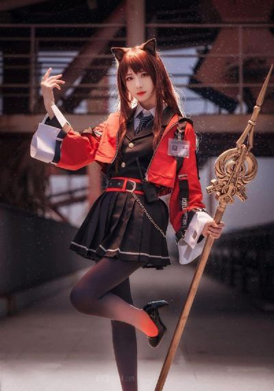 半人半鬼之女鬼上床