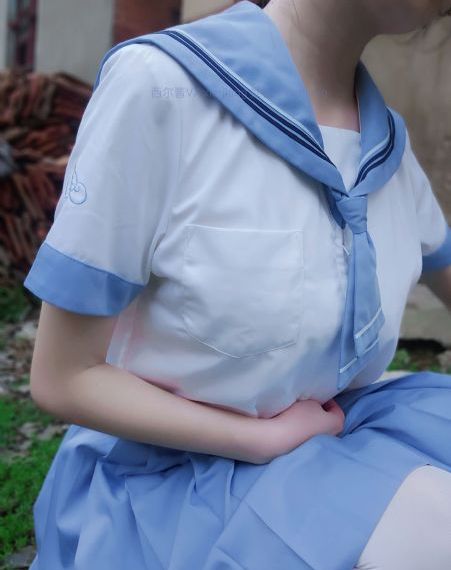 一咬定情